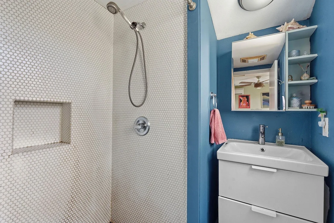 Photo of 1112 Mission RDG