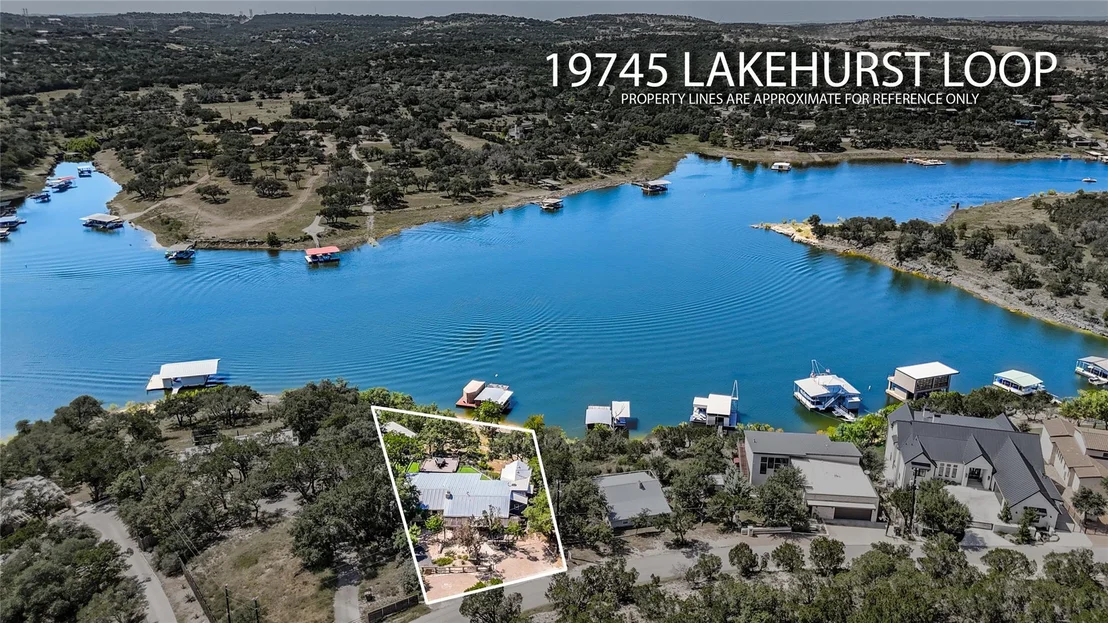 Photo of 19745 Lakehurst LOOP