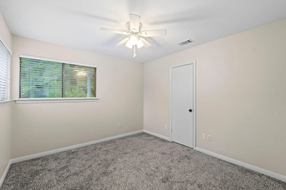 Photo of 13402 Briar Hollow DR