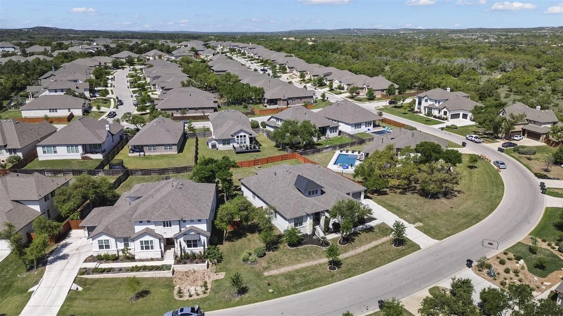 Photo of 299 Peakside CIR