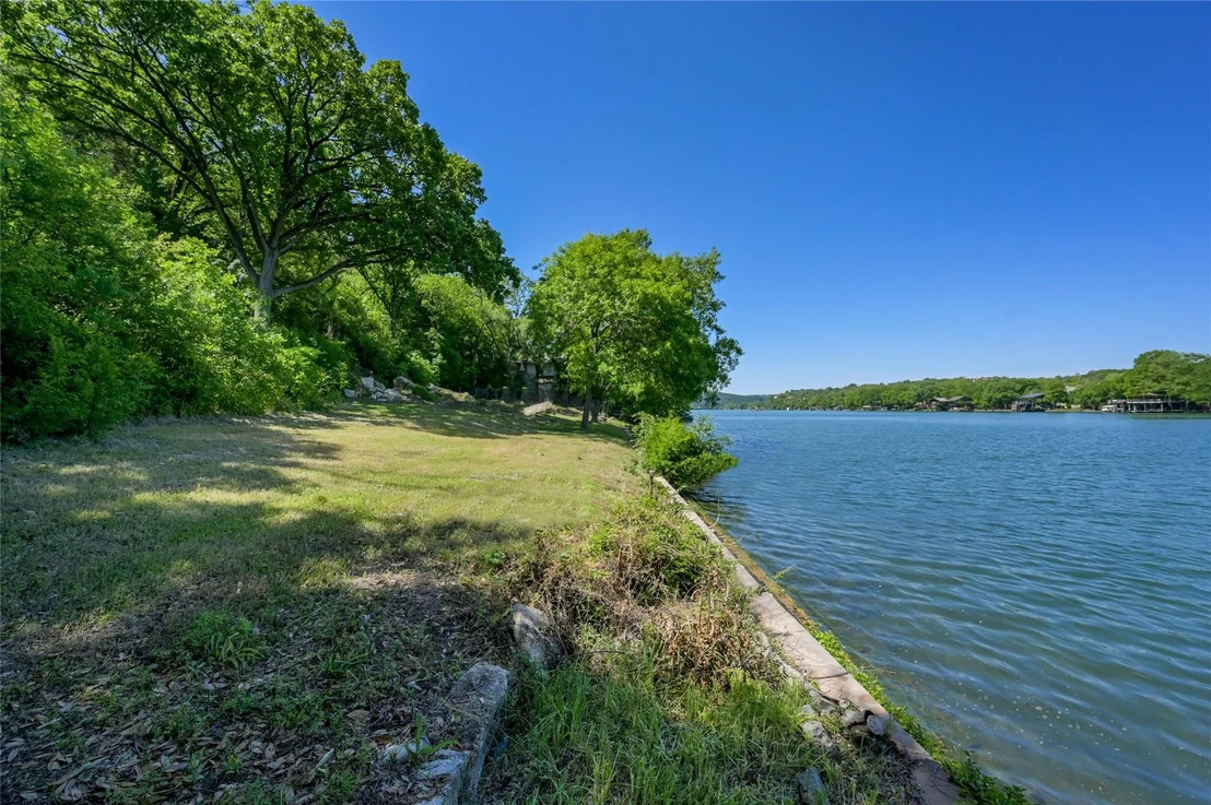Photo of 4200 Rivercrest DR