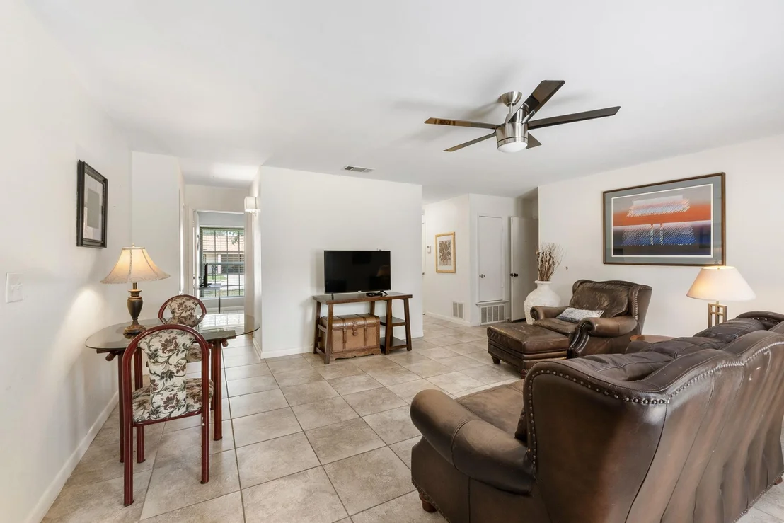 Photo of 2006 Heathwood CIR