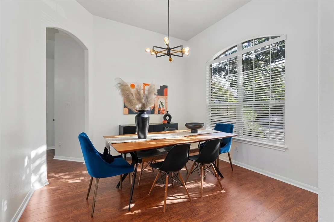 Photo of 902 Lavender CV