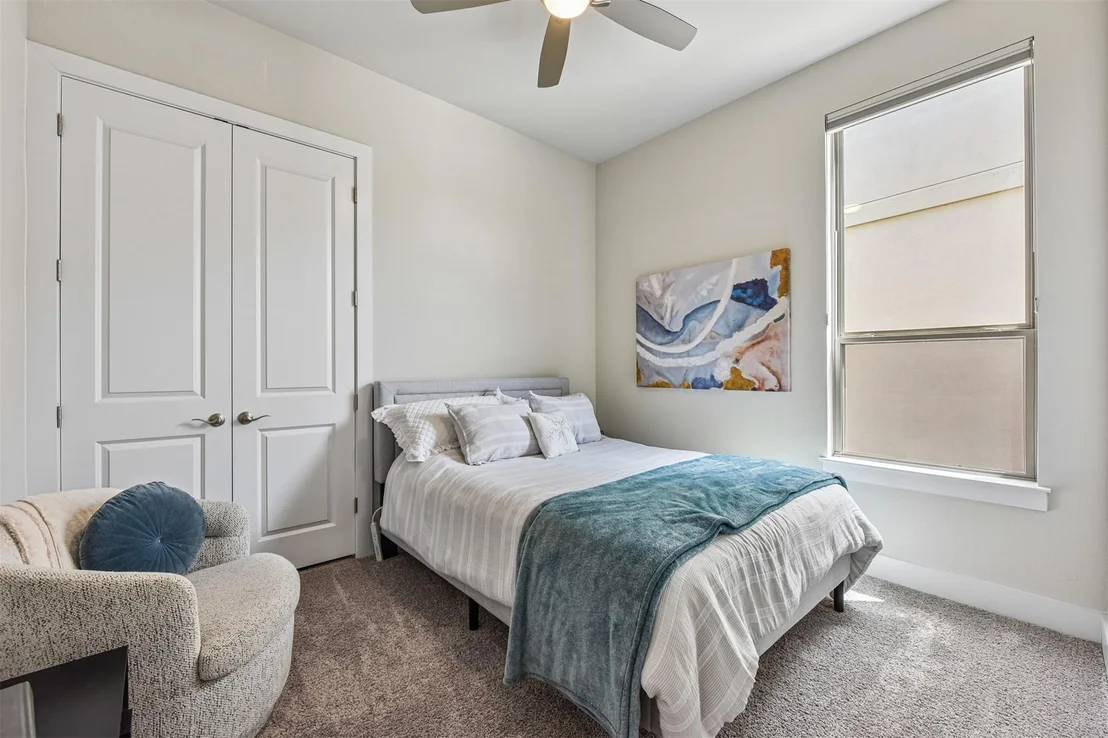 Photo of 240 Diamondback DR