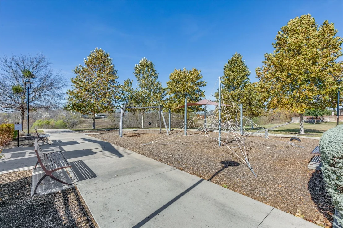 Photo of 409 Mangold DR