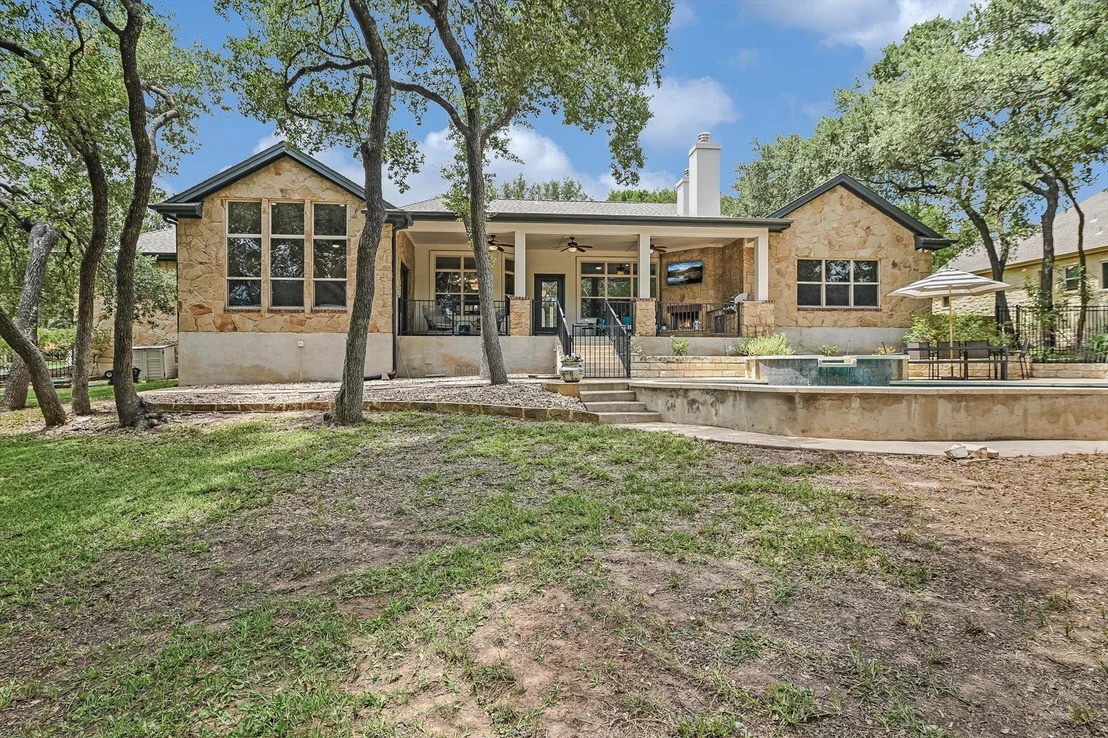 Photo of 524 Highland Spring LN