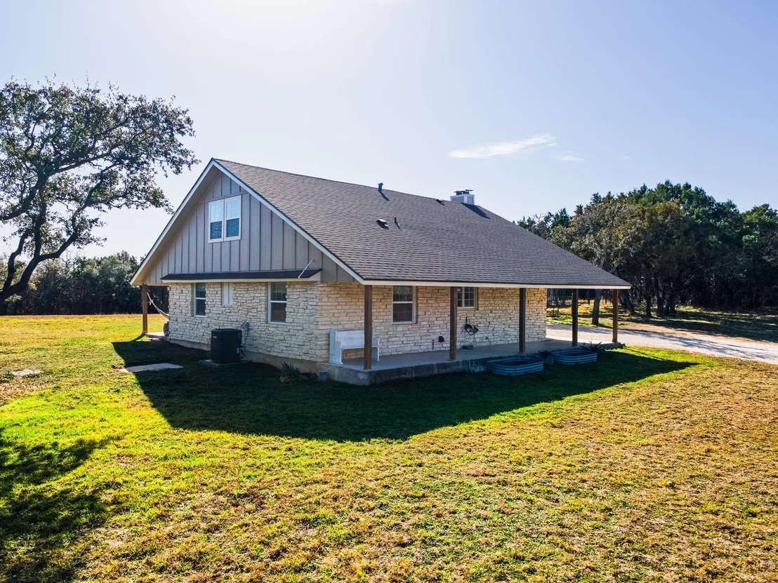 Photo of 2742 County Road 111