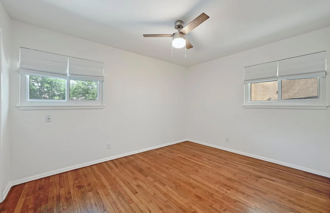 Photo of 1602 Chatham Ave