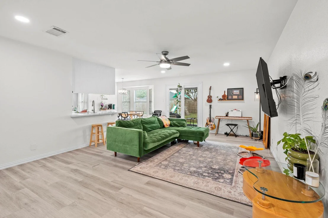 Photo of 4305 Pete DR