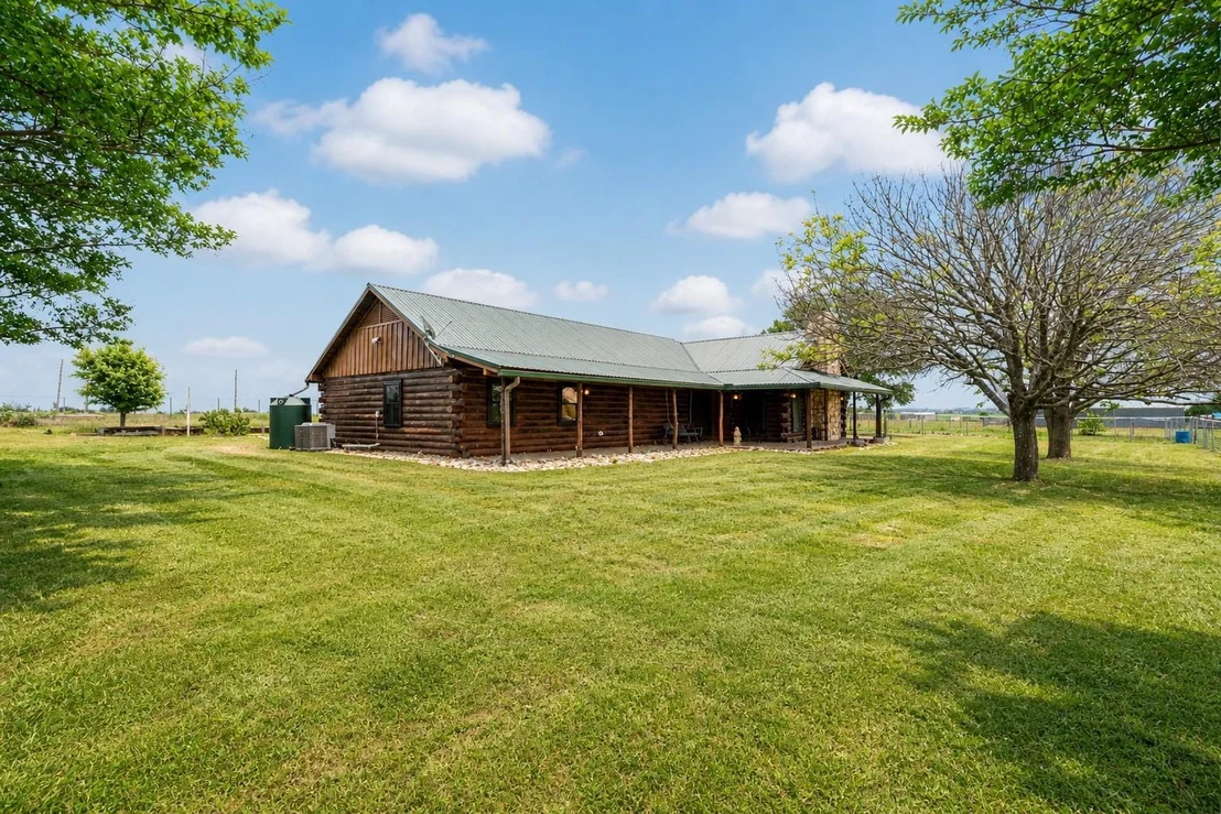 Photo of 800 County Road 126