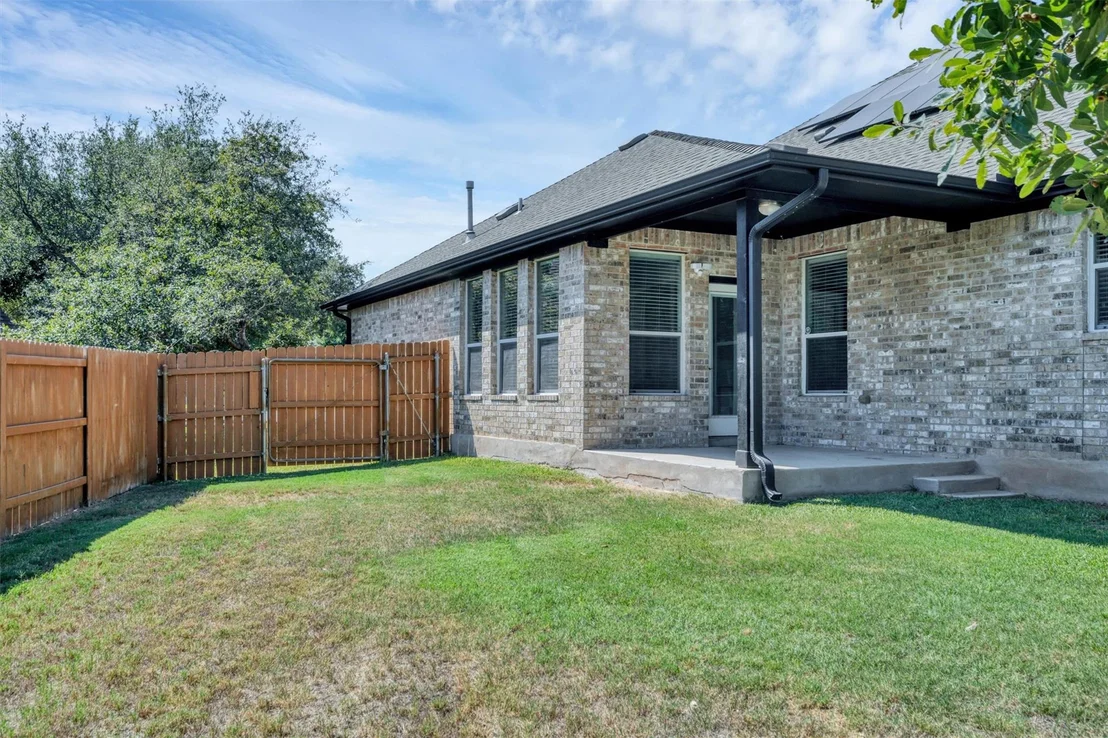 Photo of 4100 Deer Tract ST