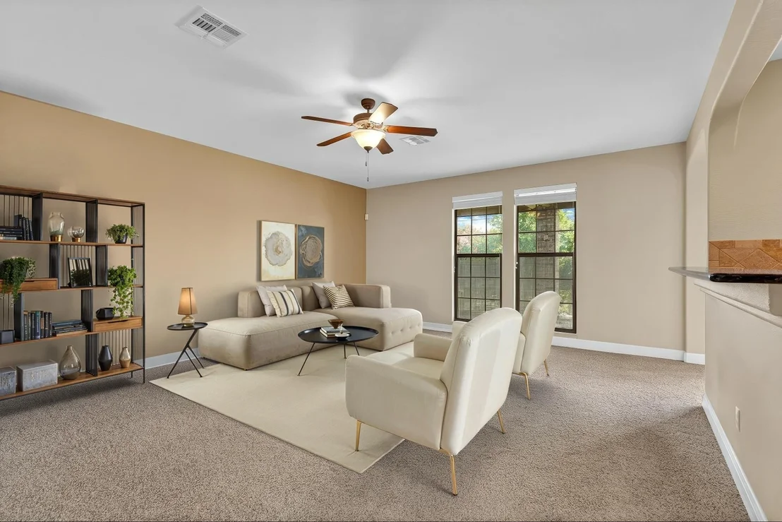 Photo of 301 Wye Oak ST