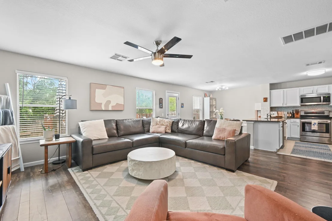 Photo of 1414 Strickland DR