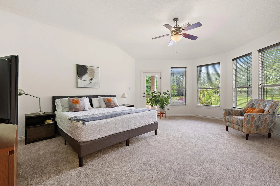 Photo of 9608 Streamside DR