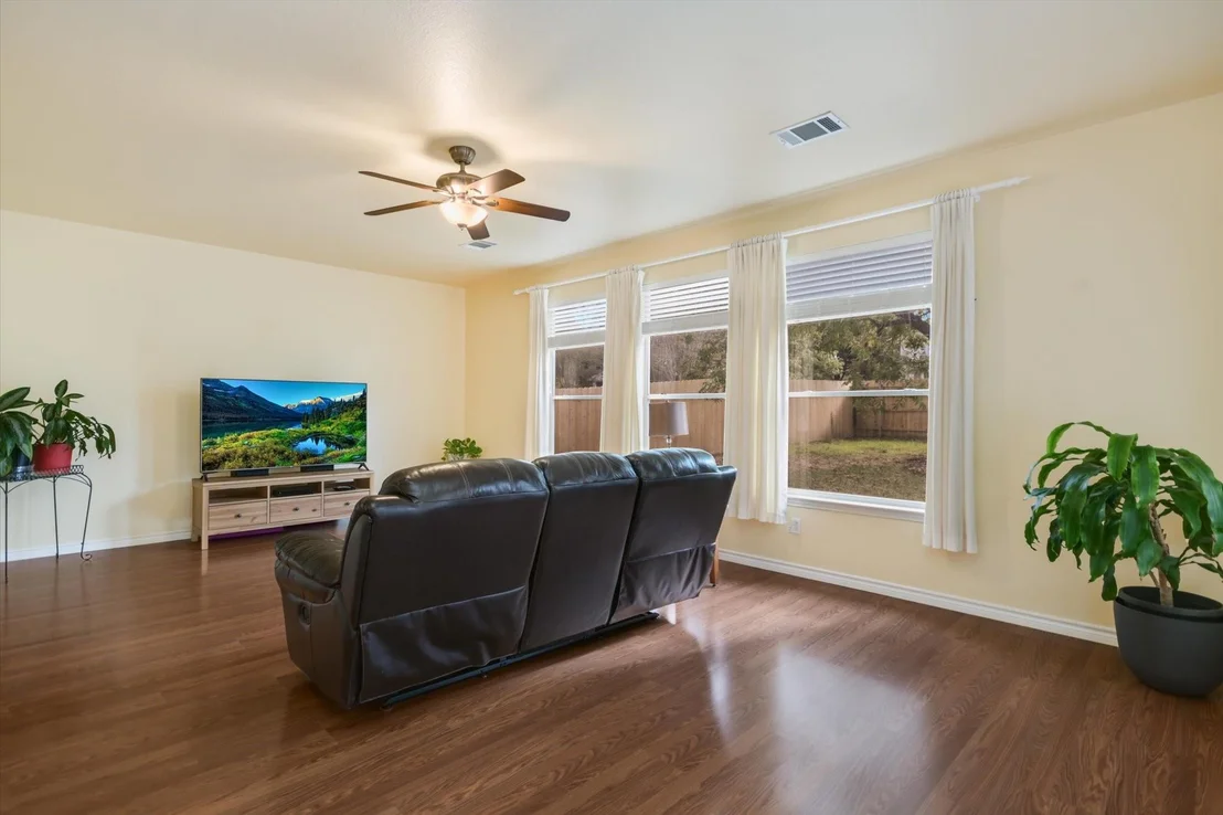 Photo of 8408 Alvin High LN