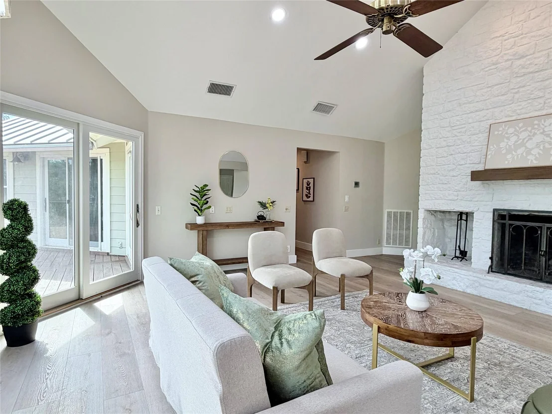 Photo of 12421 Painted Bunting DR