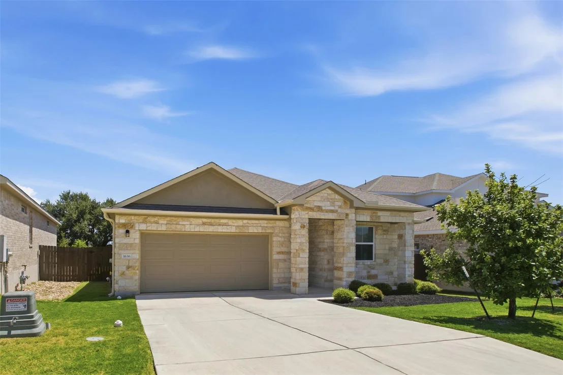 Photo of 1636 Flying Horseshoe BND