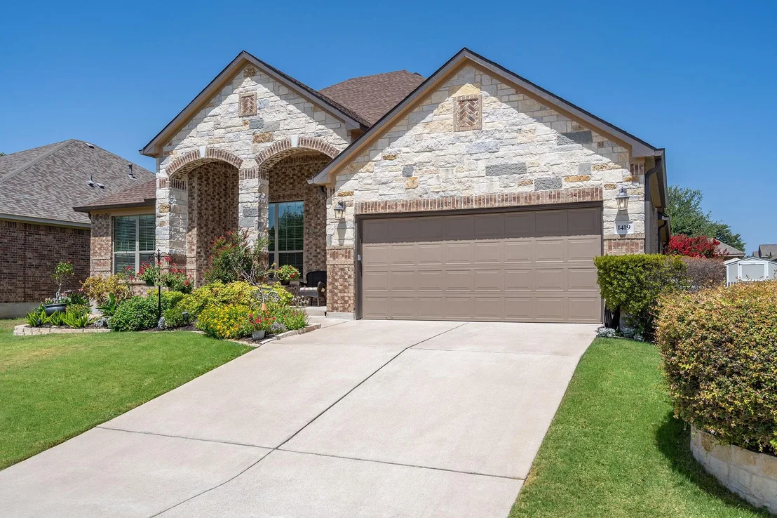 Photo of 1419 Rowan DR