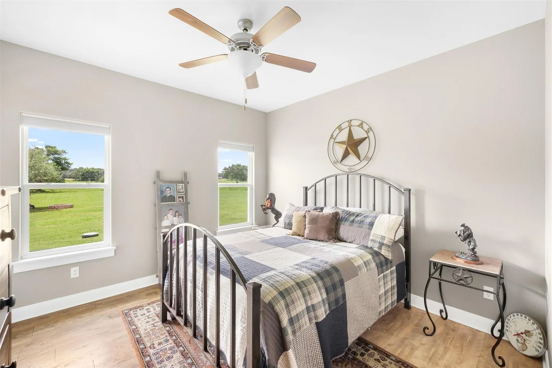 Photo of 1122 County Road 344 RD
