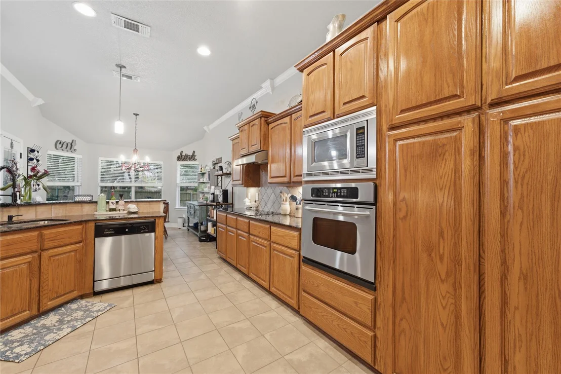 Photo of 302 Wrought Iron DR