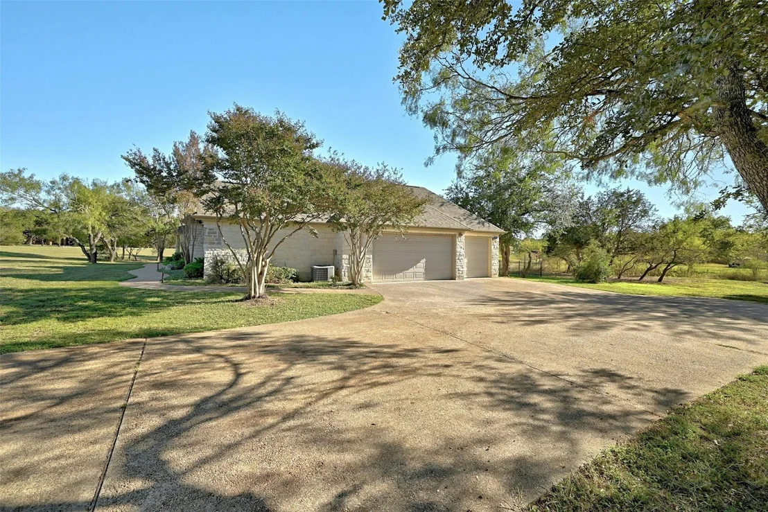 Photo of 1300 Little Bear RD