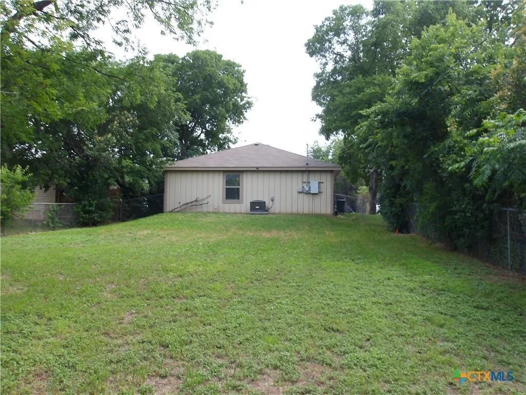 Photo of 2807 Terrace DR