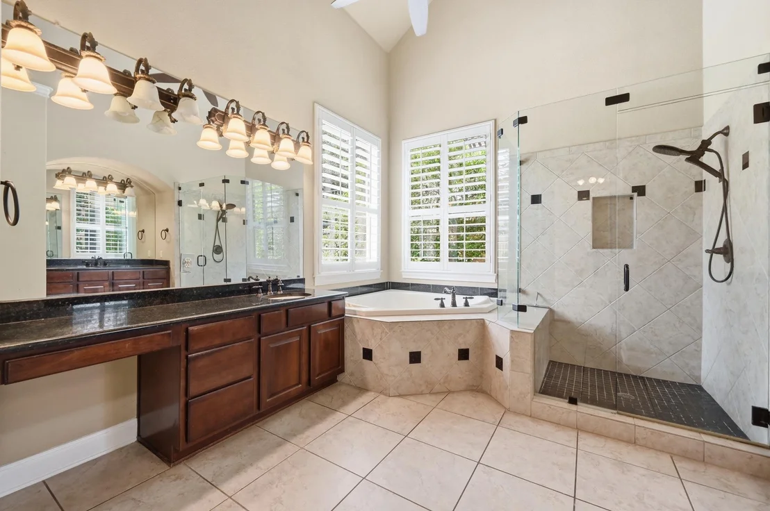 Photo of 111 WHITLEY DR