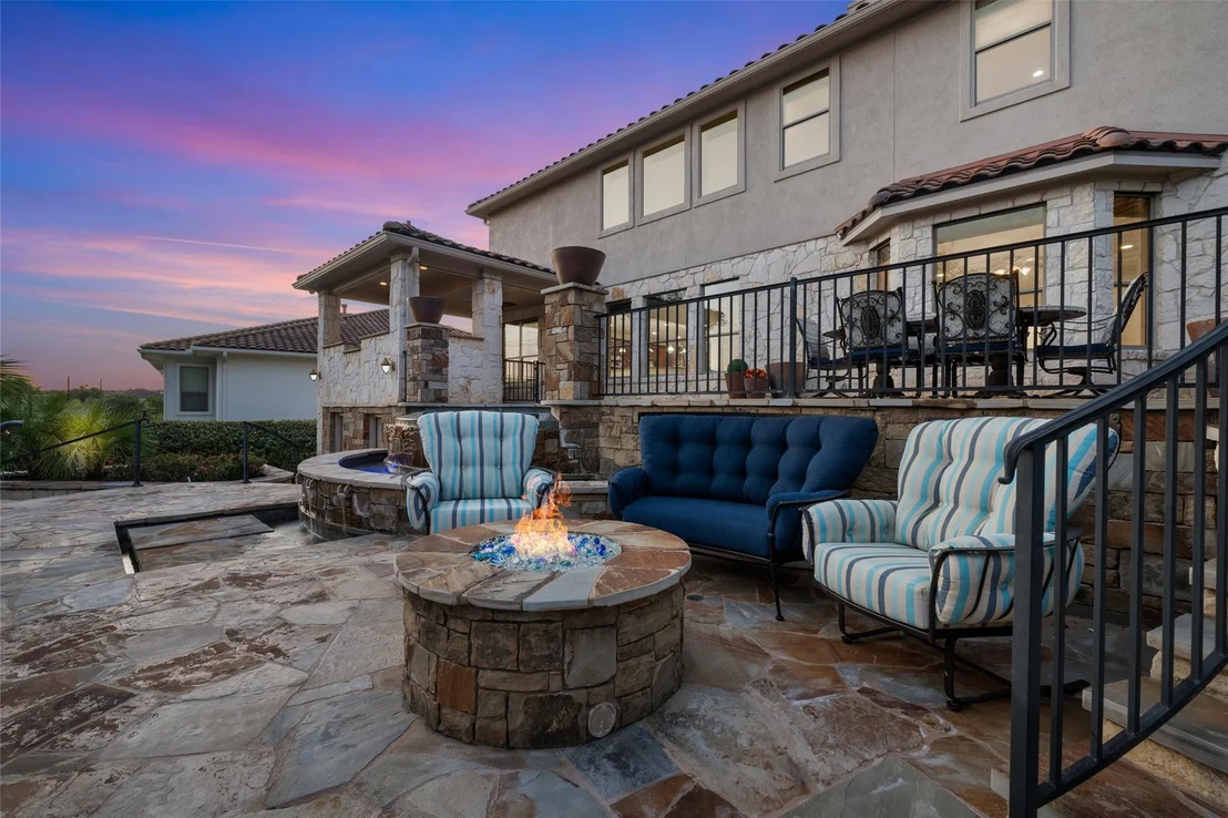 Photo of 15205 Spillman Ranch LOOP