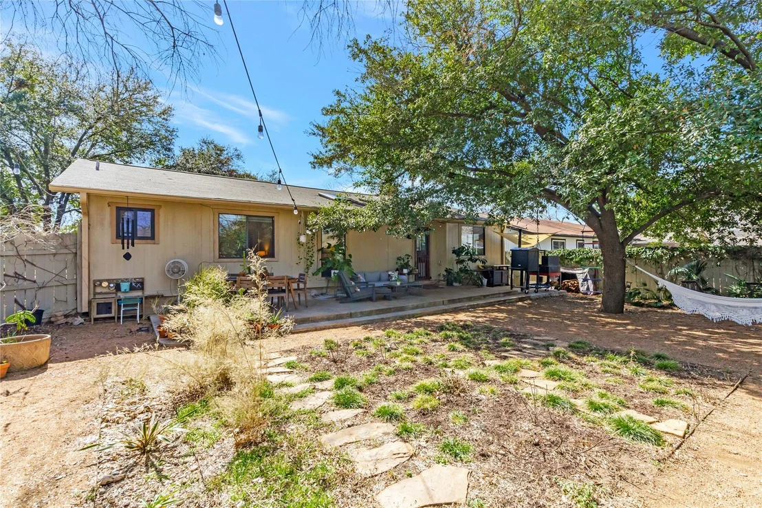 Photo of 1516 Turtle Creek BLVD