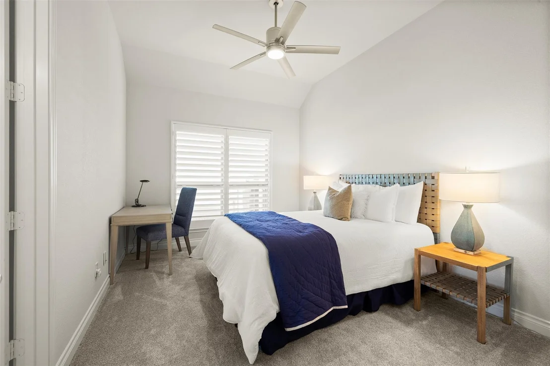 Photo of 216 Indian Grass CV