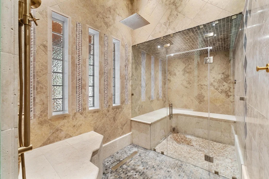 Photo of 340 Barton Ranch RD