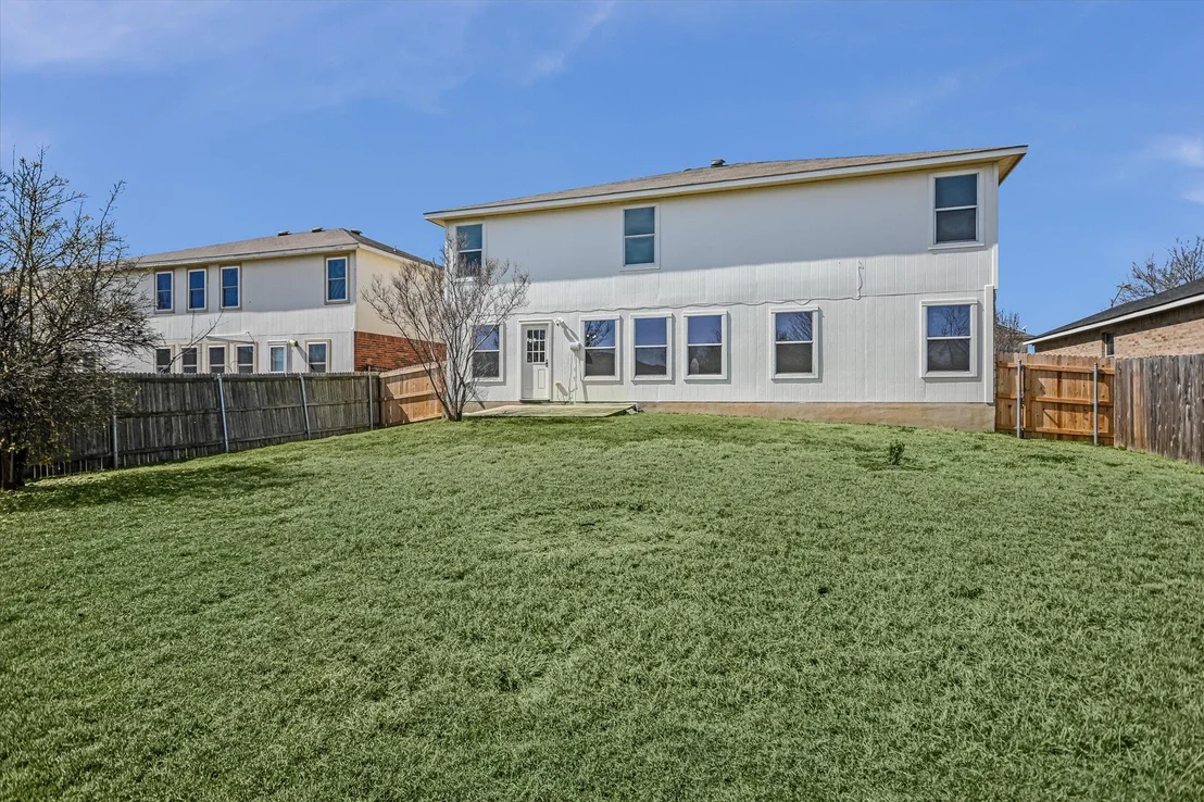 Photo of 222 Herrera TRL