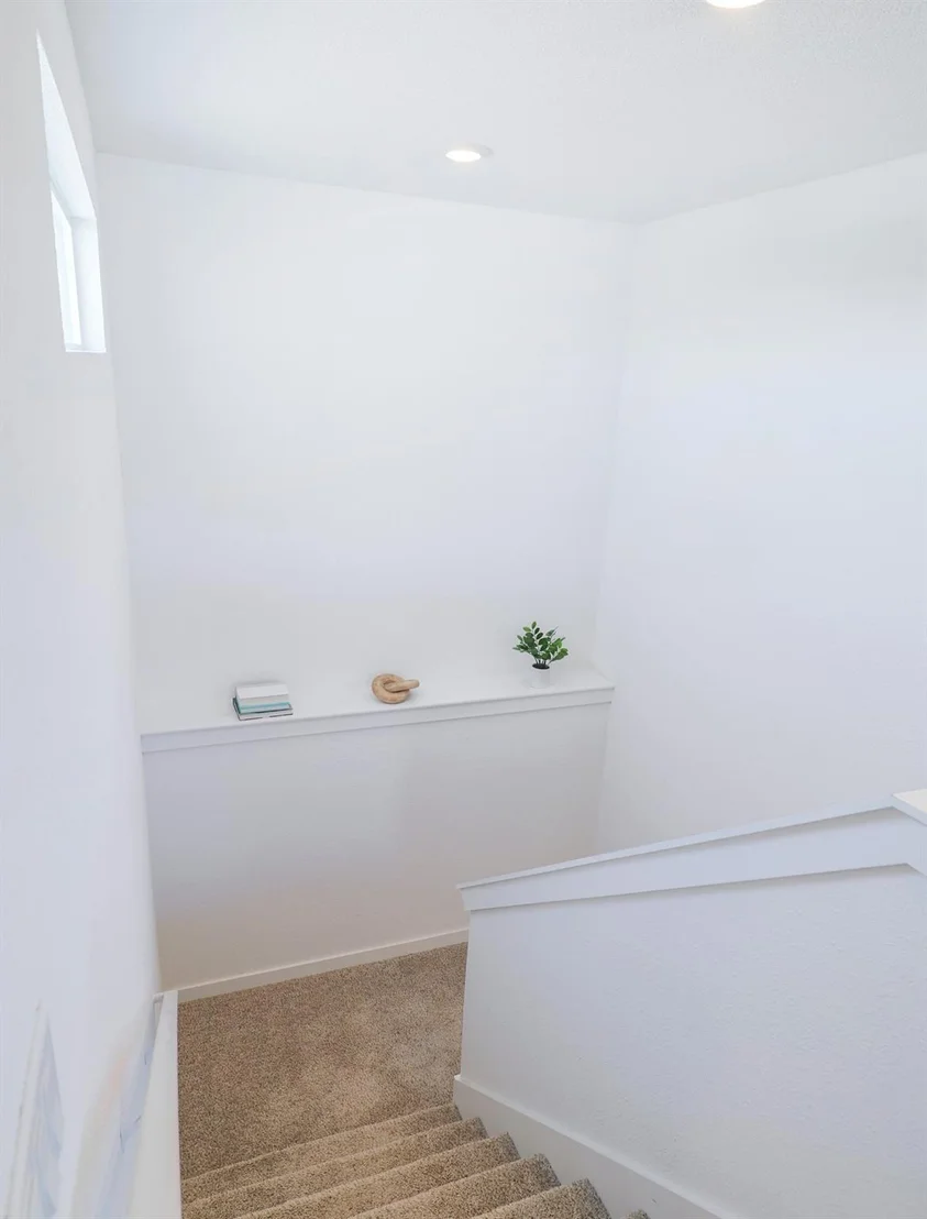 Photo of 7402 Sagira PATH