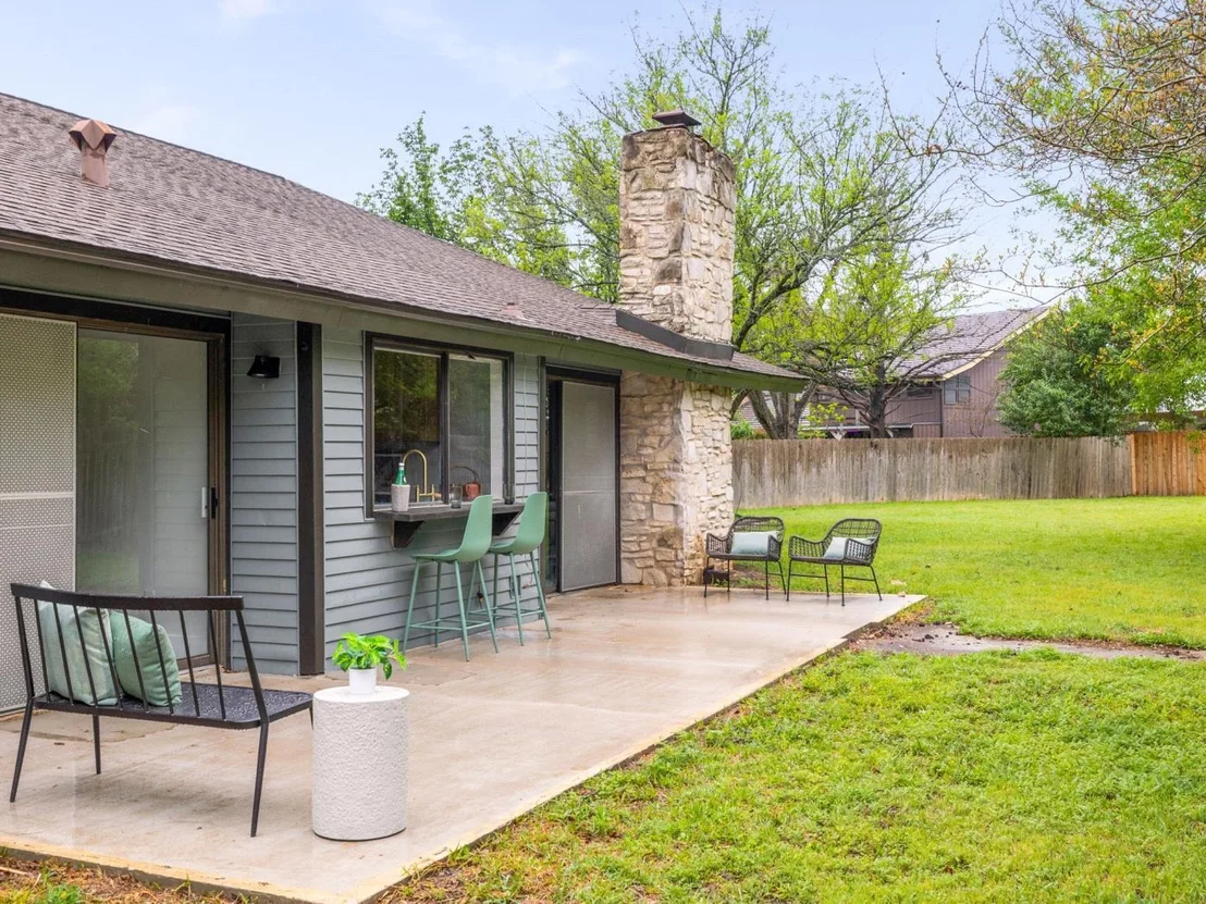 Photo of 2400 Coral Ridge CIR