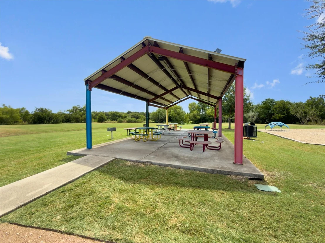 Photo of 724 Lavaca LOOP