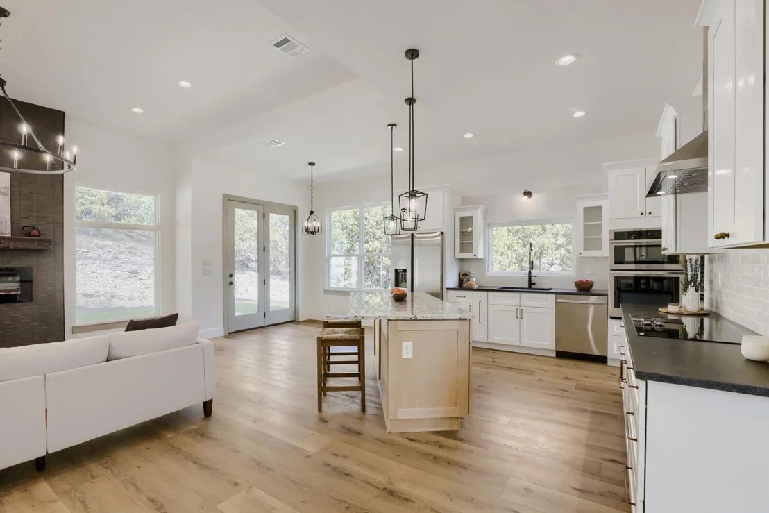 Photo of 3405 Congress Ave