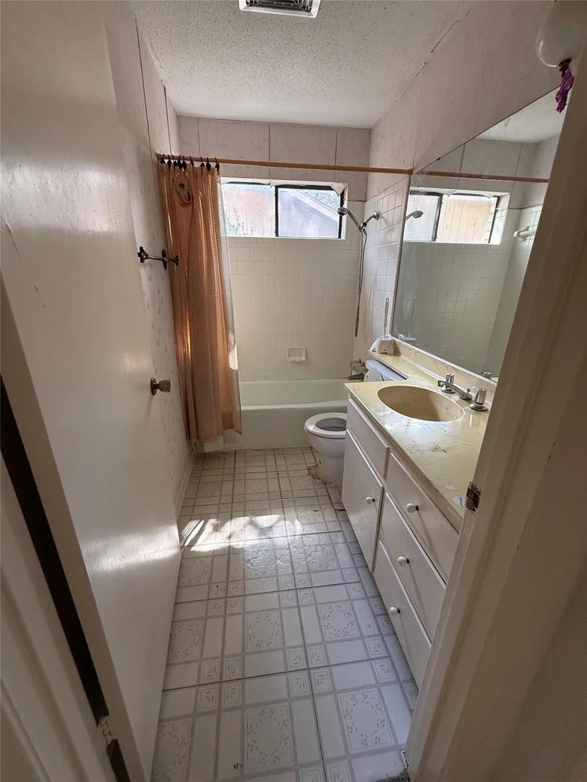 Photo of 5314 Presidio RD