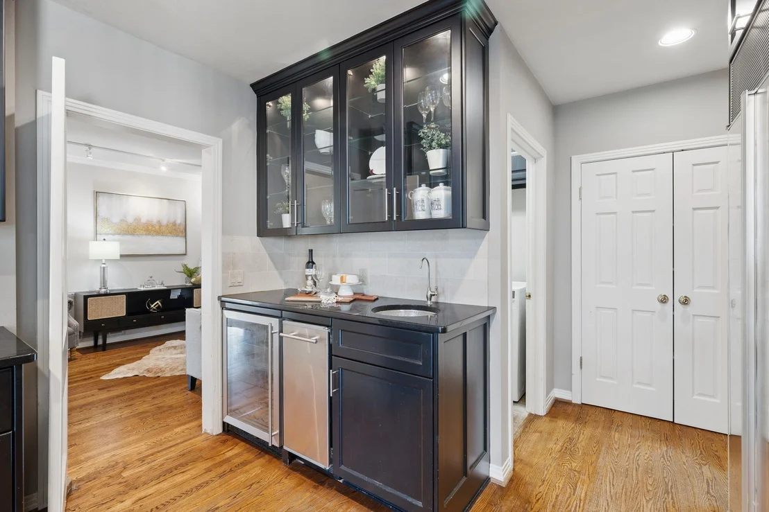 Photo of 1006 Gaston Ave