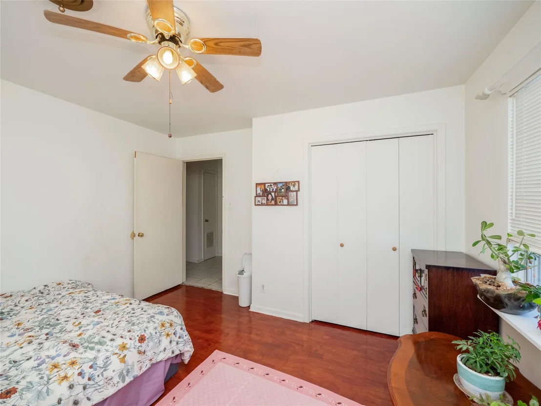 Photo of 1409 Zephyr RD