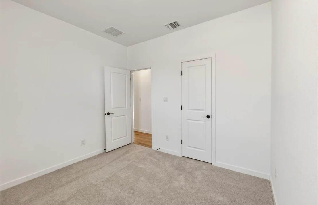 Photo of 1832 Spring Mountain CV