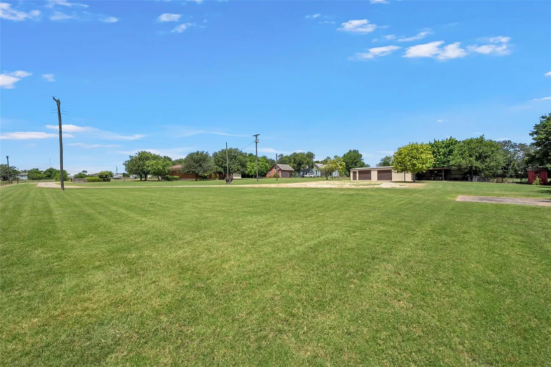 Photo of 204 Christopher DR