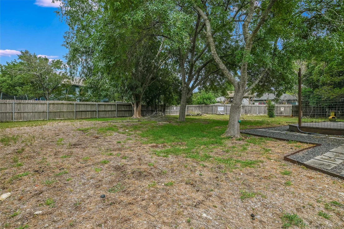 Photo of 2403 DE SOTO DR