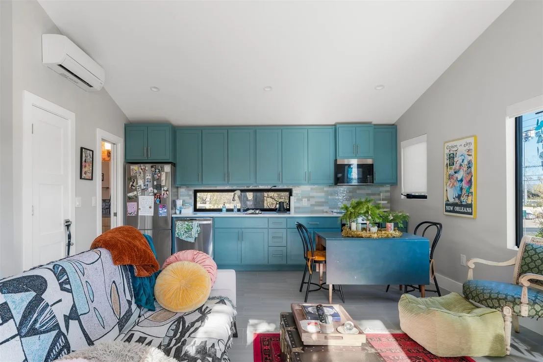 Photo of 5205 Martin Ave