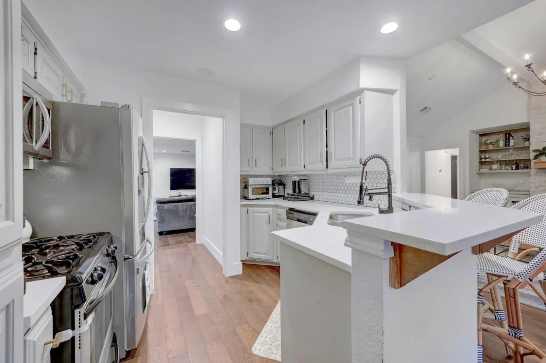 Photo of 11816 Rain Forest CV