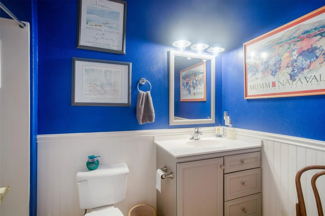 Photo of 103 Everest CT