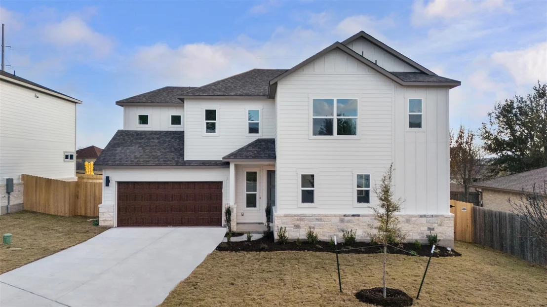 Photo of 105 Carmen CV
