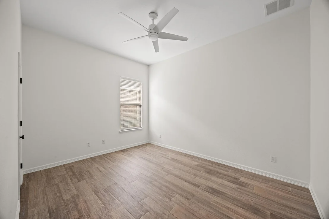 Photo of 366 Mirafield LN