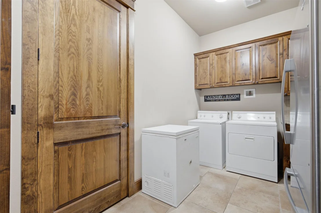 Photo of 438 Patricia RD