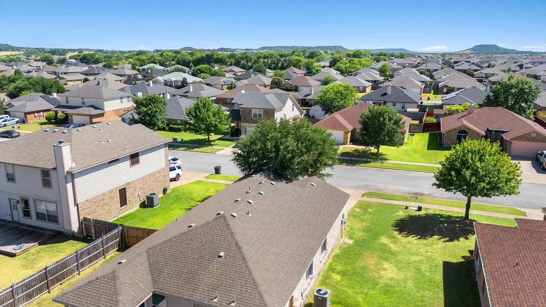 Photo of 411 Leo LN