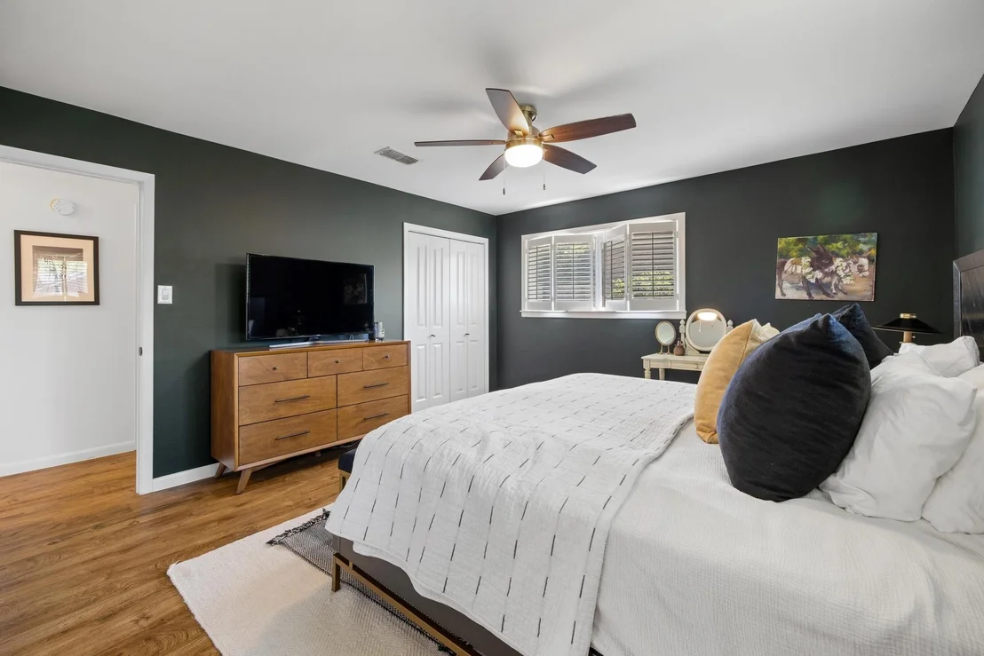 Photo of 2607 Cascade DR